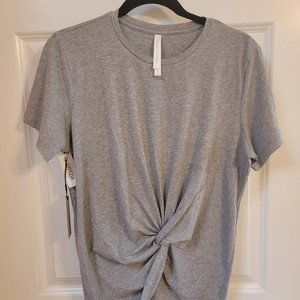 Aritzia The Group by Babaton Foundation Knot Tee, size M, Heather Warm Grey